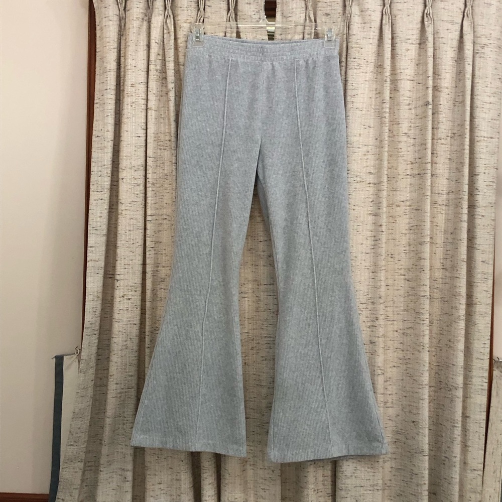 Aerie Groove-On Rib Velour Flare Pants
